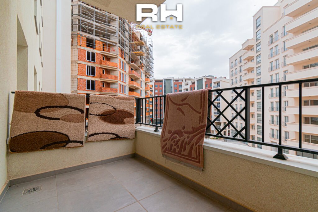 Banesë 85m² me #QIRA te Rruga C