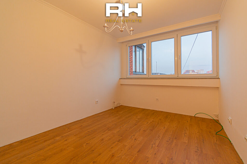 Banesë – Zyre 100m² neto me #QIRA në Bregun e Diellit