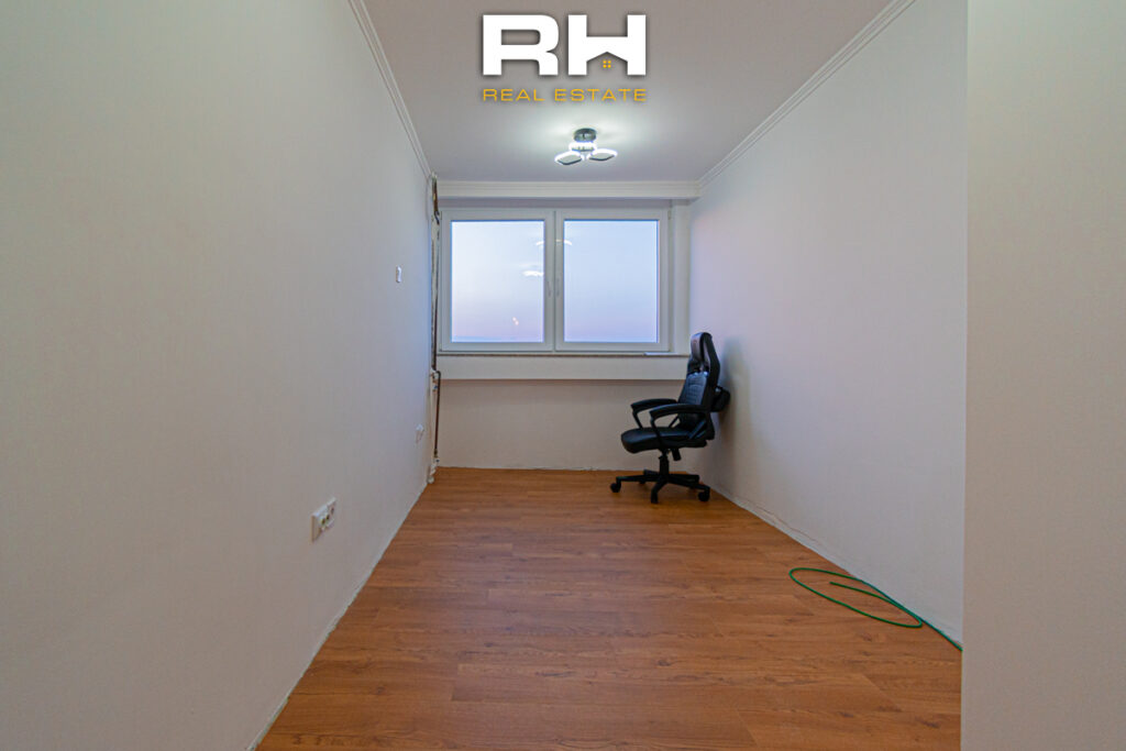 Banesë – Zyre 100m² neto me #QIRA në Bregun e Diellit