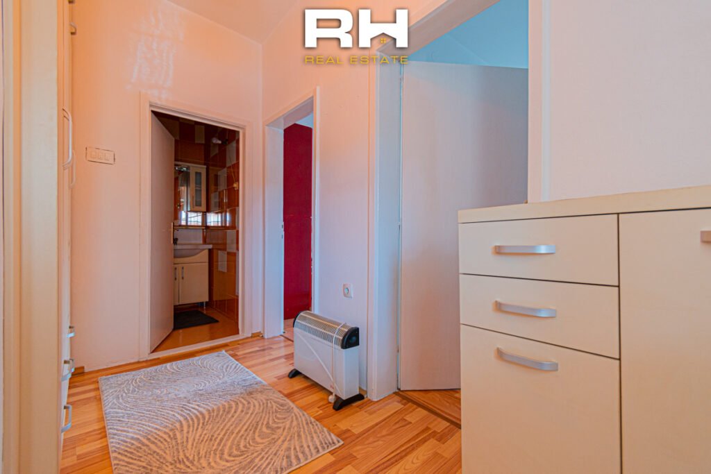 Shtëpi 85m² me #QIRA në Qendër