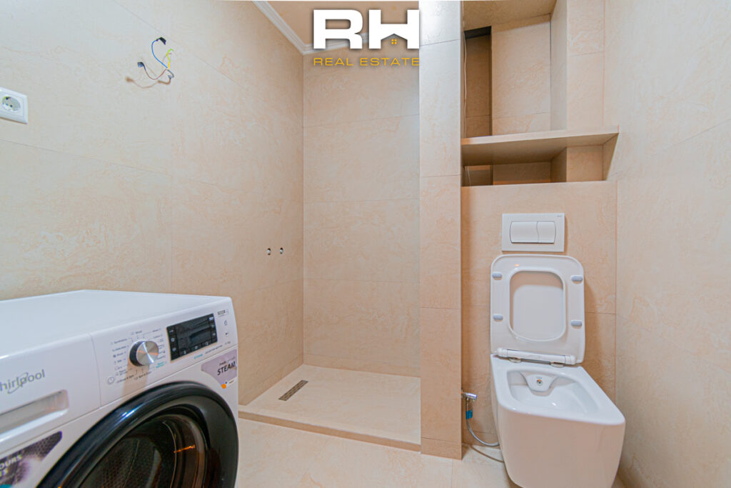 Banesë – Zyre 100m² neto me #QIRA në Bregun e Diellit