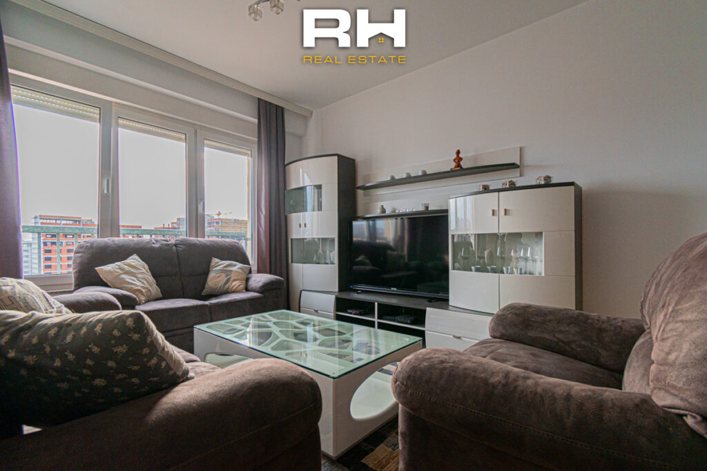 Banesë 99m² me #QIRA në Emshir
