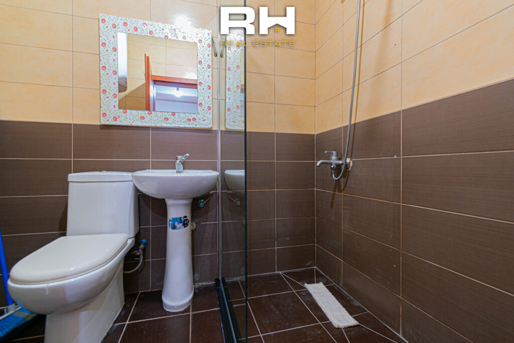 Banesë 65m² me #QIRA në Bregun e Diellit