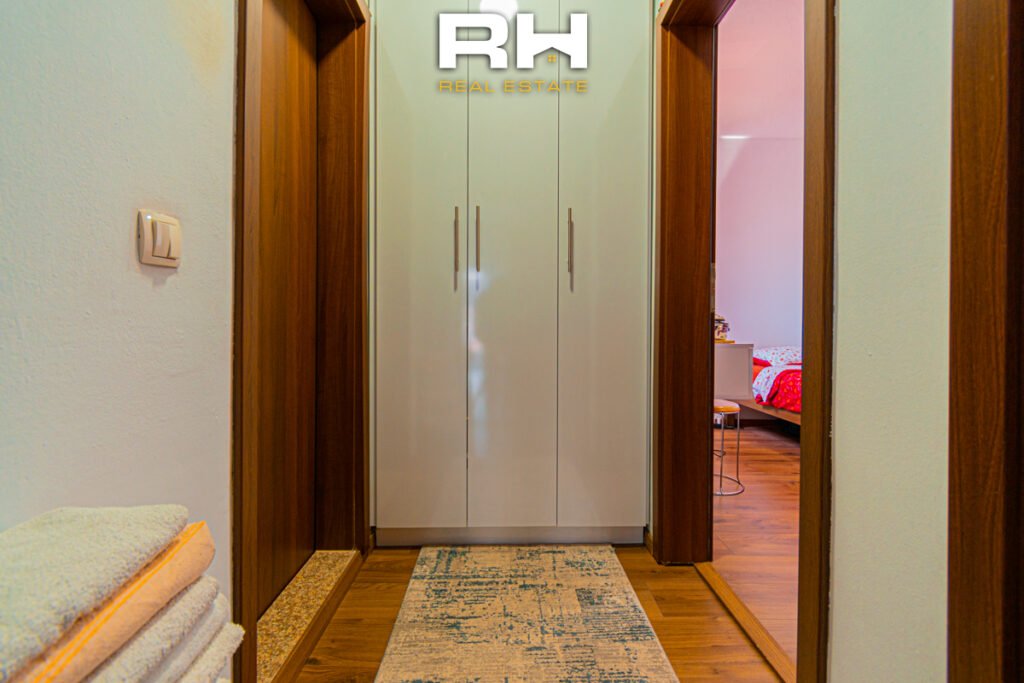 Banesë 80m² në #SHITJE në Qendër