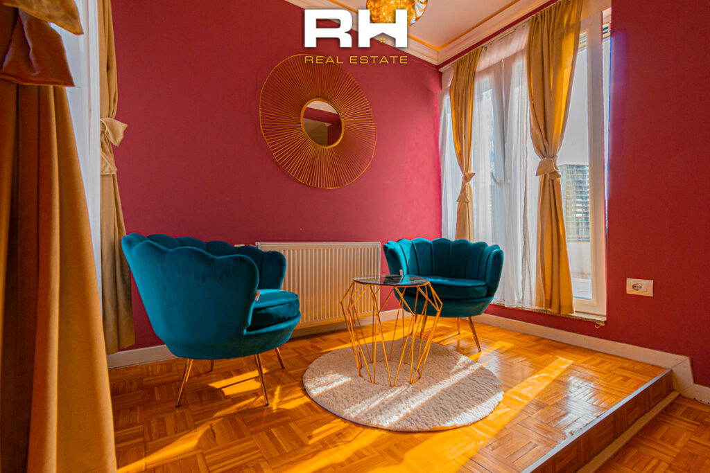 Penthouse 90m² + 100m² me #QIRA te Prishtina e Re