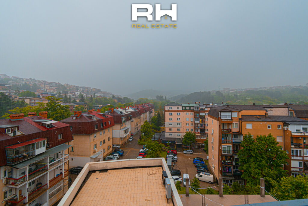 Banesë 74m² në SHITJE në lagjen Vellushë