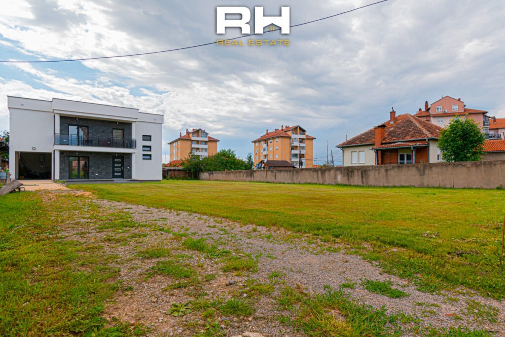Shtëpi 200m² me #QIRA në Llapllasellë
