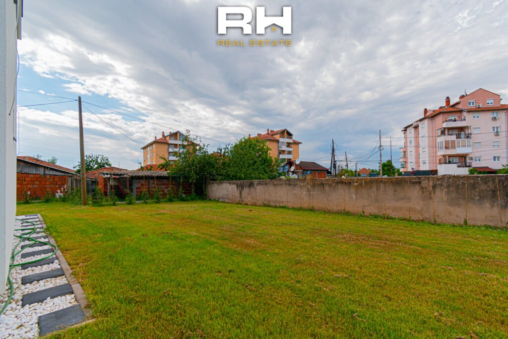 Shtëpi 200m² me #QIRA në Llapllasellë