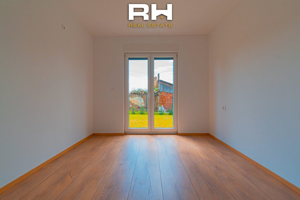 Shtëpi 200m² me #QIRA në Llapllasellë