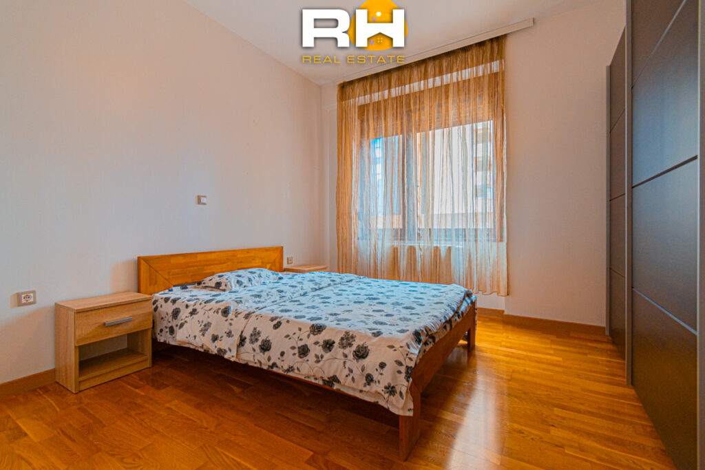 Banesë 98m² me #QIRA në Pejton