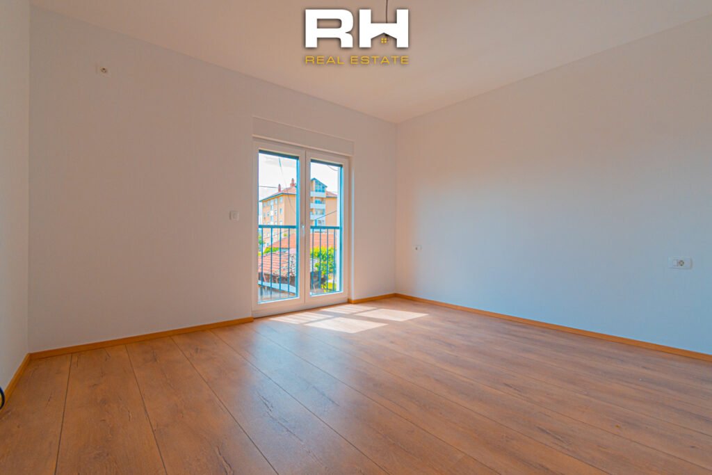 Shtëpi 200m² me #QIRA në Llapllasellë