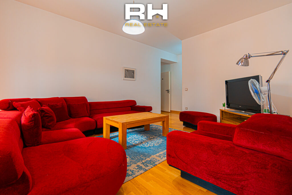 Banesë 98m² me #QIRA në Pejton