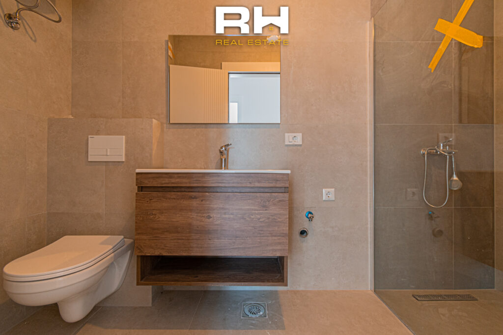 Banesë – Zyre 103m² me #QIRA te Mati 1