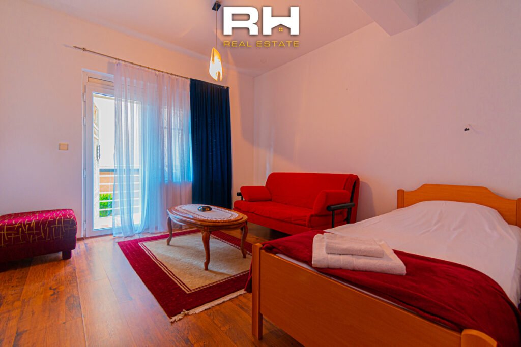 Banesë 155m² me #QIRA në Aktash