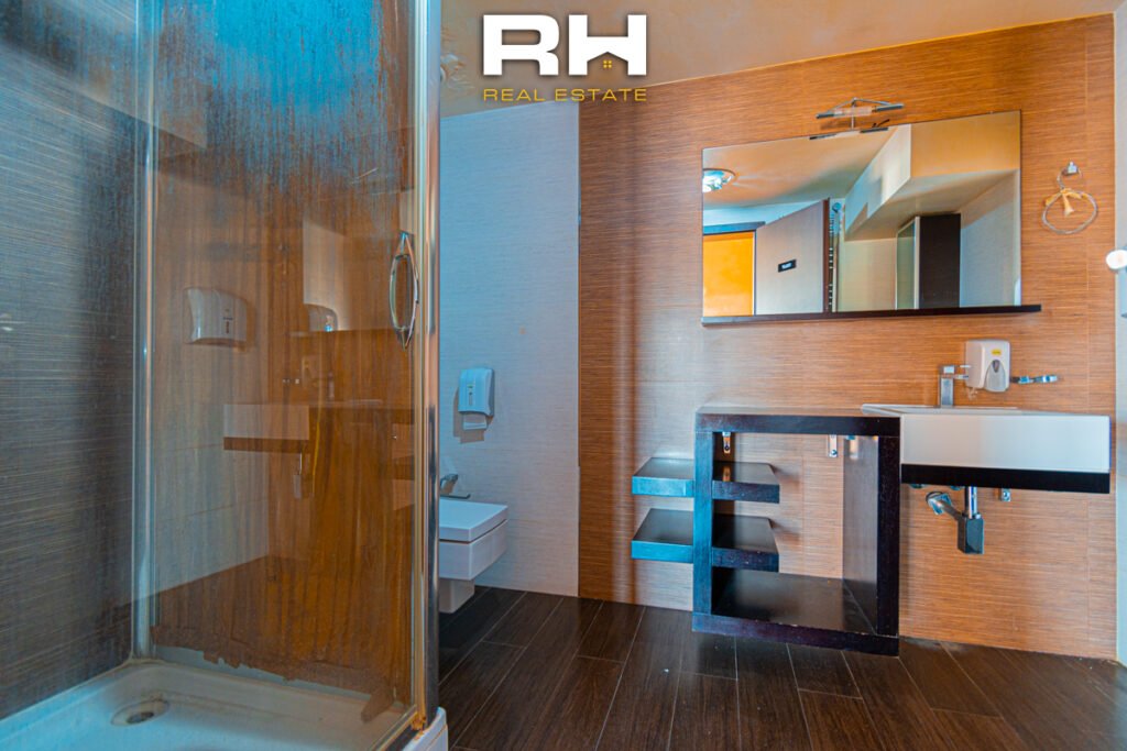 Banesë – Zyre 360m² + 60m² me #QIRA në Pejton