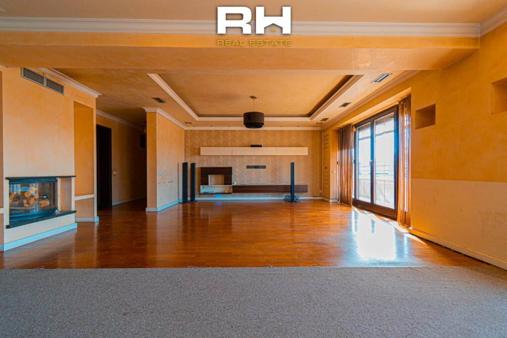 Banesë – Zyre 360m² + 60m² me #QIRA në Pejton