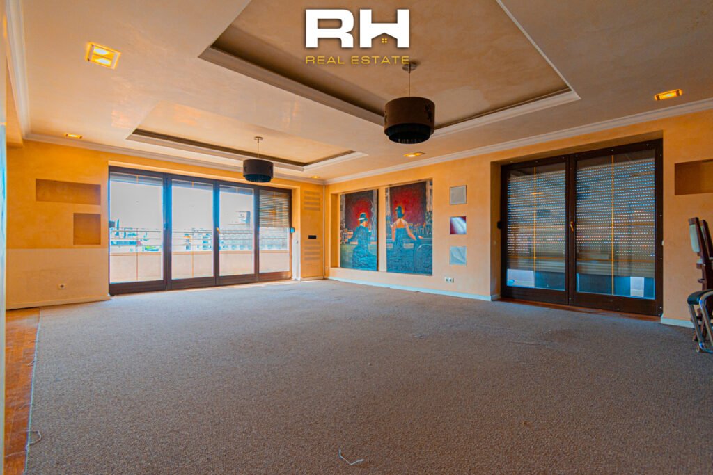 Banesë – Zyre 360m² + 60m² me #QIRA në Pejton