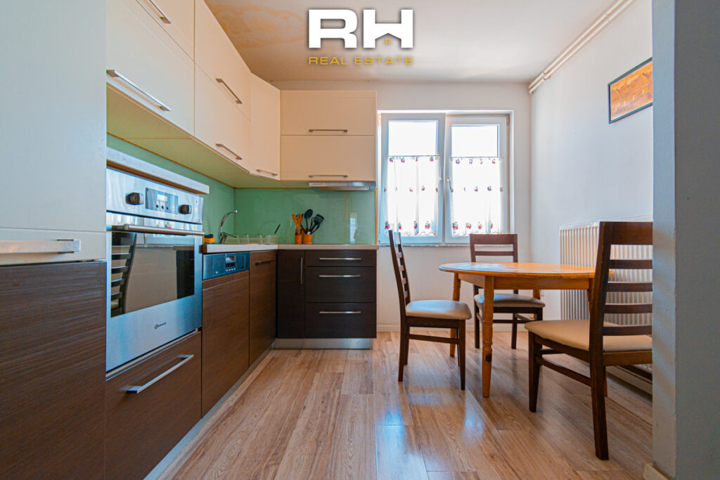 Banesë 93m² me #QIRA në Dardani