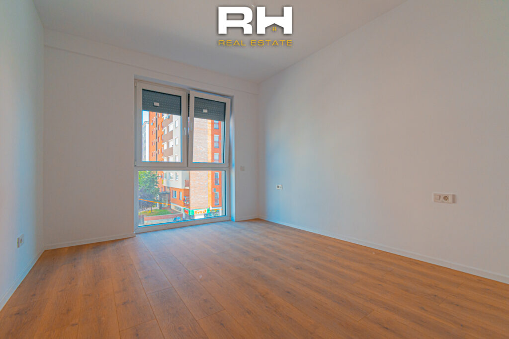 Banesë – Zyre 94m² me #QIRA te Mati 1