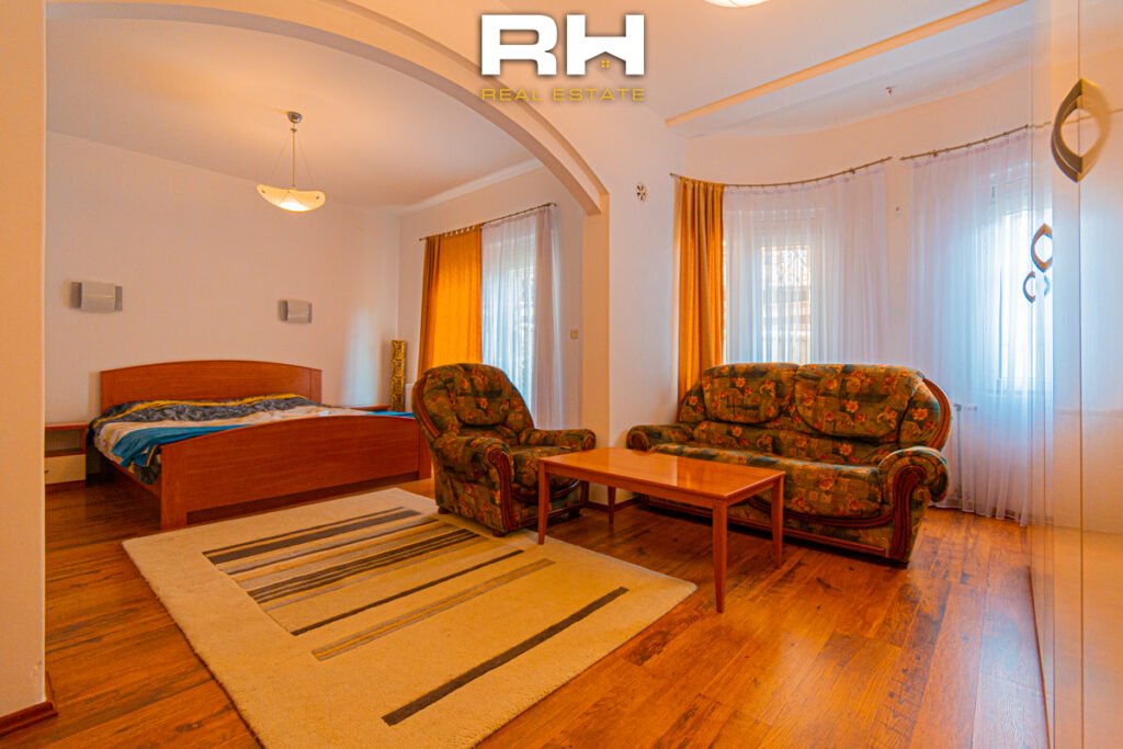 Banesë 155m² me #QIRA në Aktash