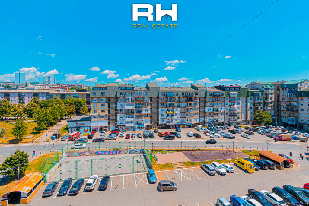 Banesë 93m² me #QIRA në Dardani