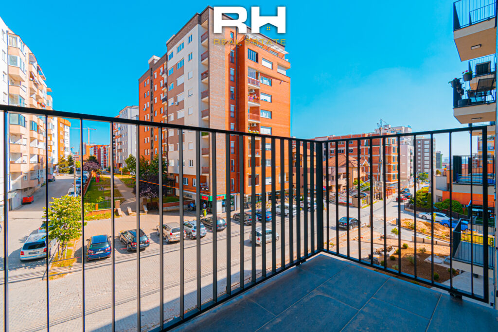 Banesë – Zyre 94m² me #QIRA te Mati 1