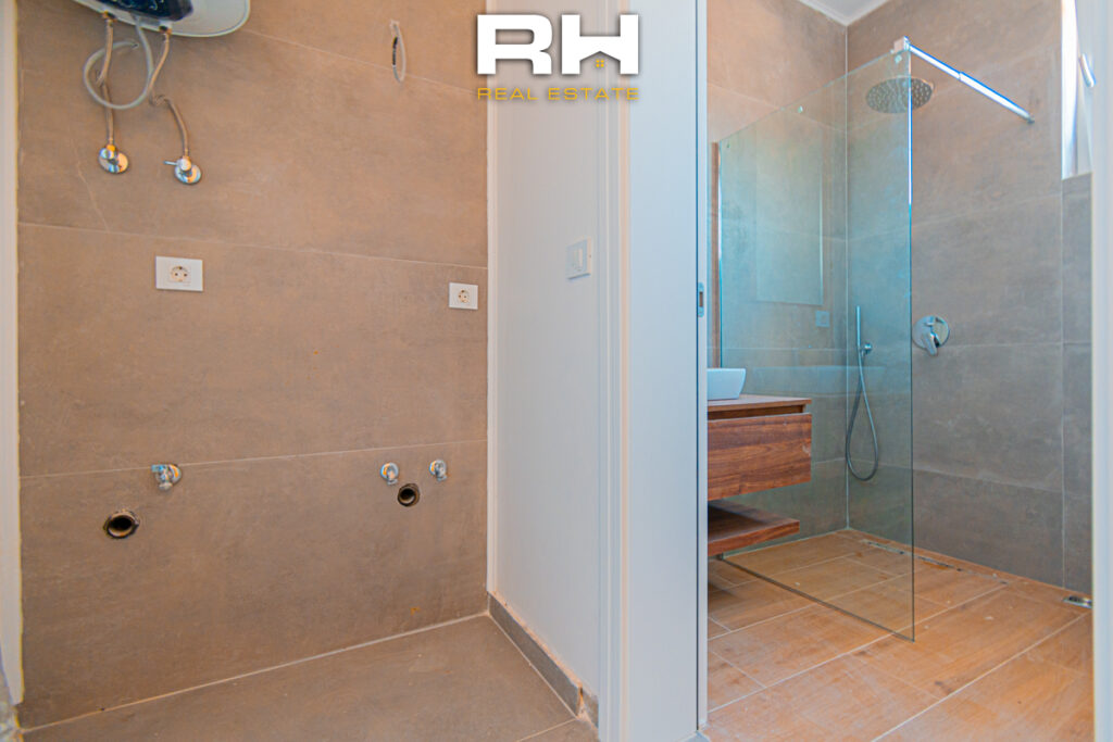 Shtëpi 198m² me #QIRA në Royal Green Residence, Zllatar
