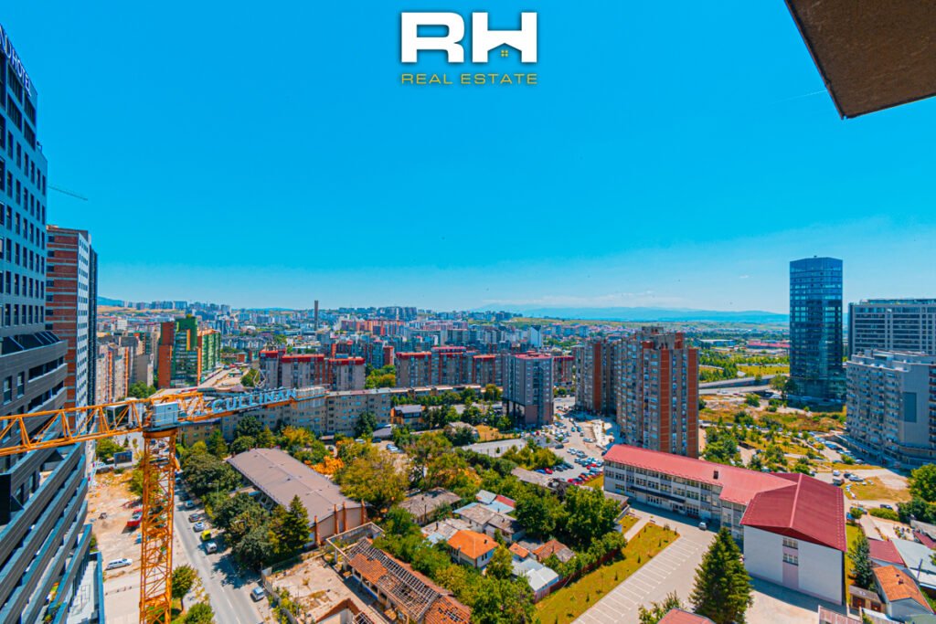 Banesë – Zyre 101.57m² me #QIRA në Lakrishtë