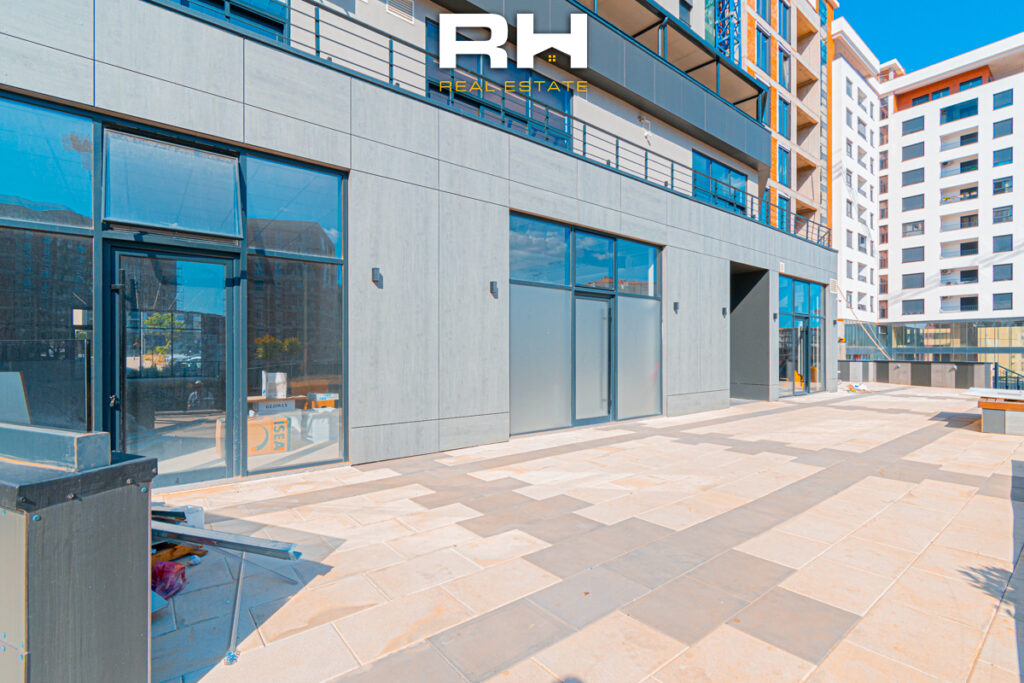 Lokal 285m² me #QIRA në Rrugën C