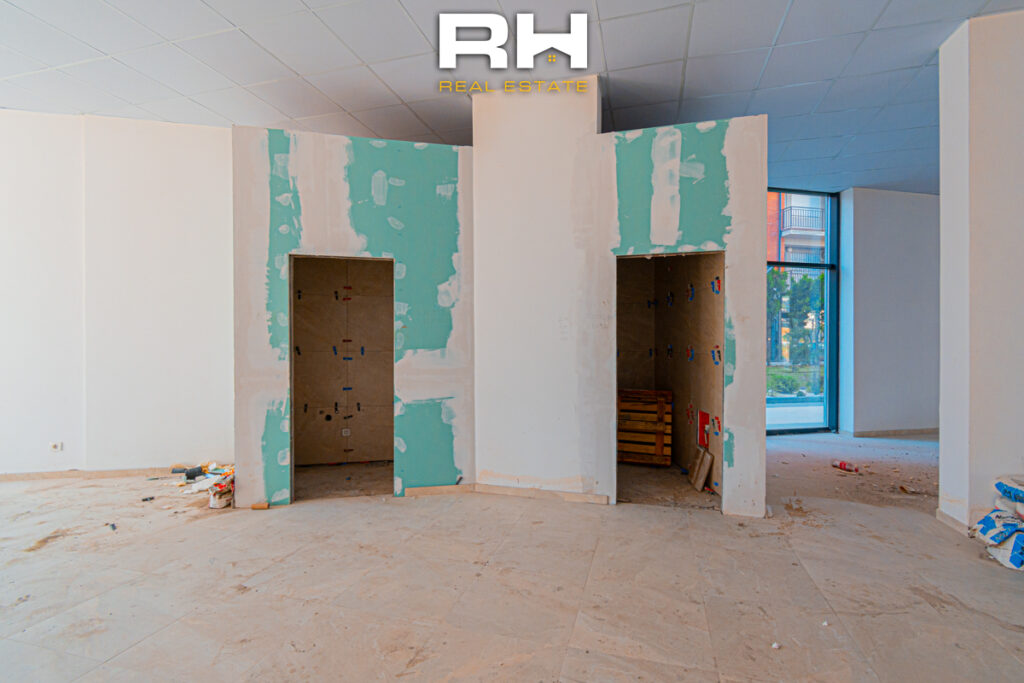 Lokal 285m² me #QIRA në Rrugën C