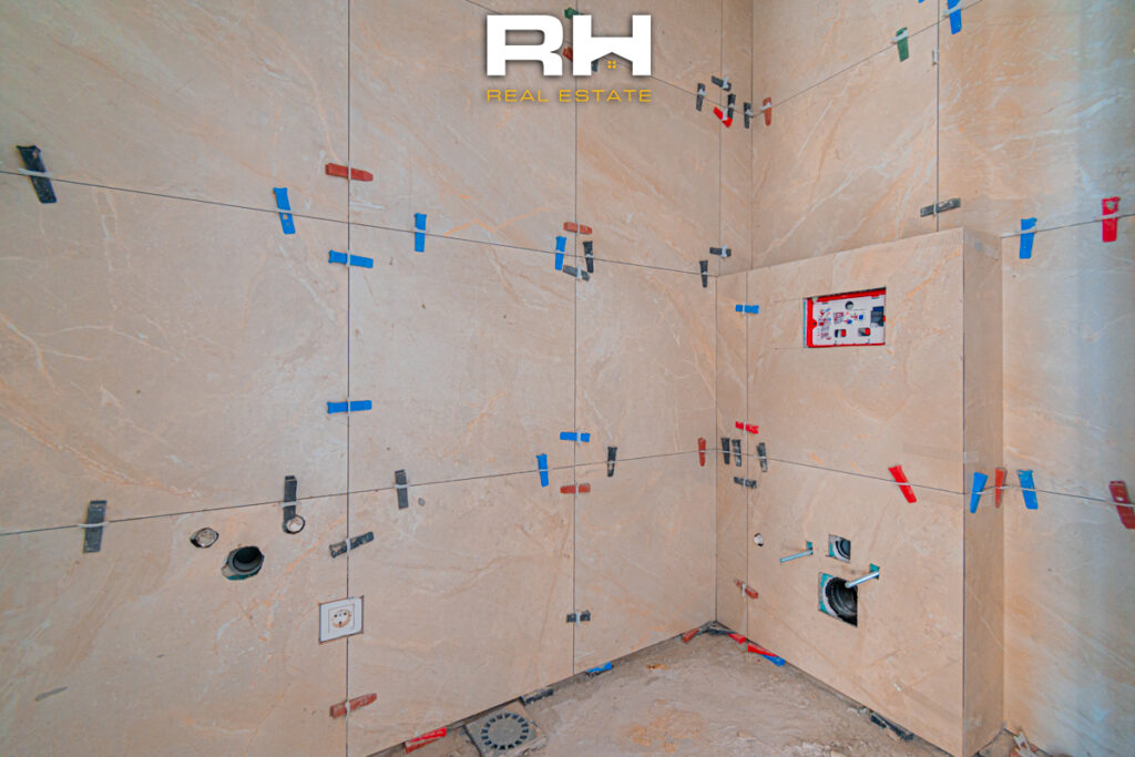 Lokal 285m² me #QIRA në Rrugën C