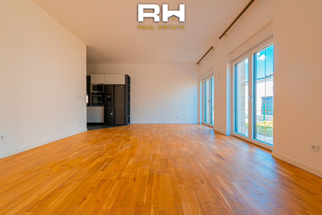 Shtëpi 198m² me #QIRA në Royal Green Residence, Zllatar