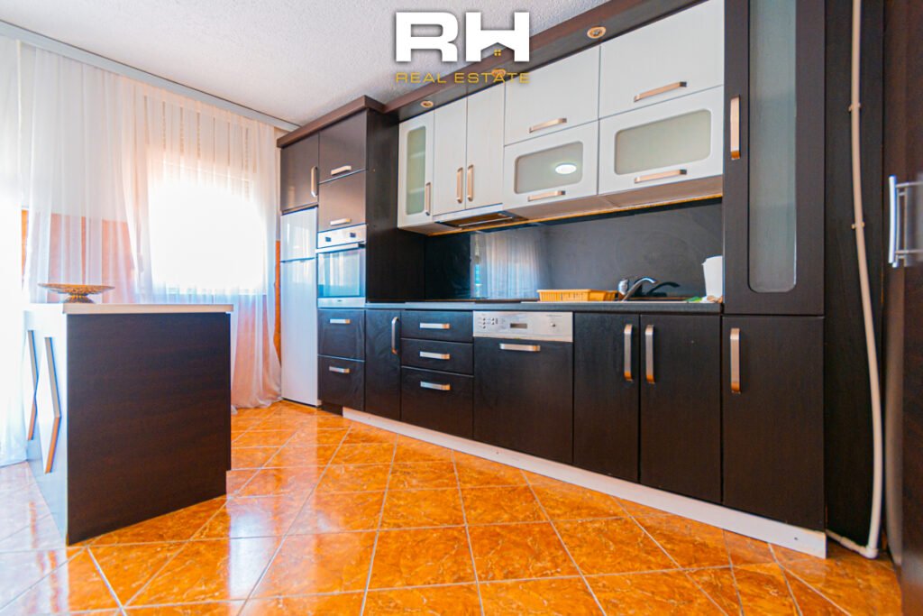Banesë 115m² me #QIRA në Dardani