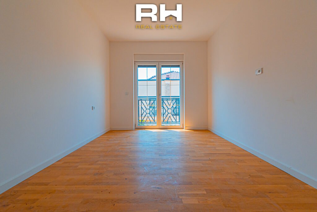 Shtëpi 300m² me #QIRA në Royal Green Residence, Zllatar