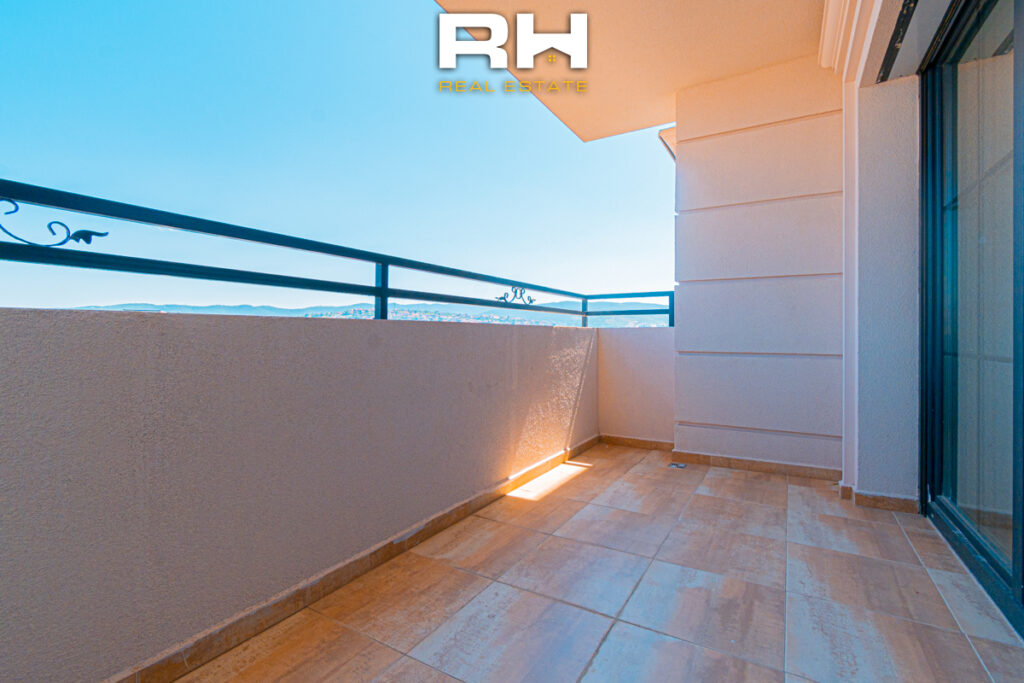 Banesa 68.4m² në SHITJE në Tophane