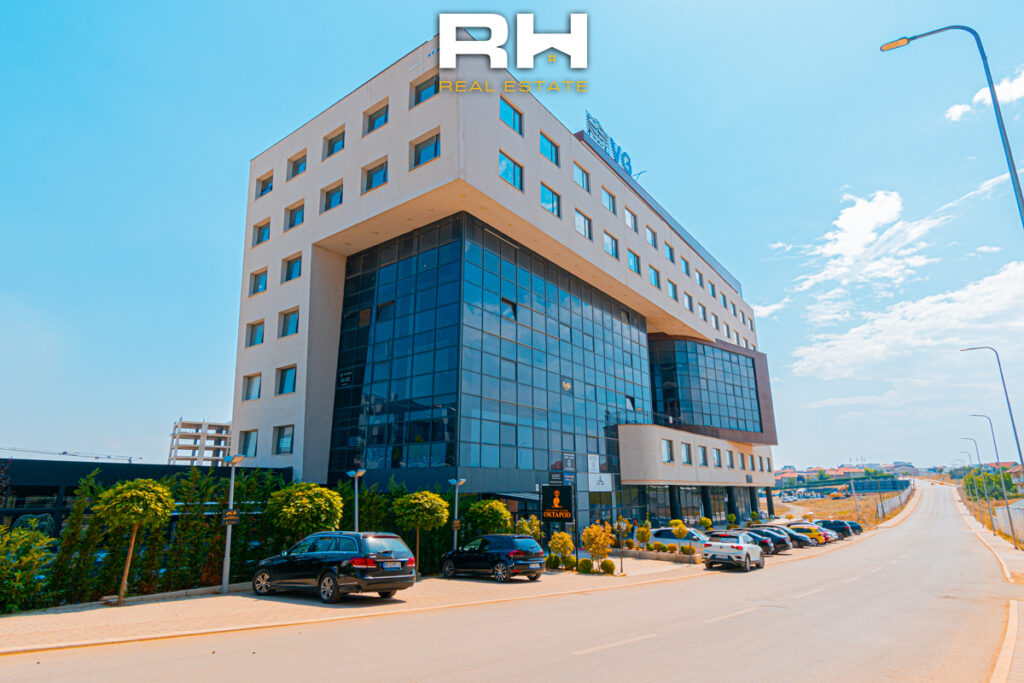 Zyre 64.9m² në SHITJE te Prishtina e Re