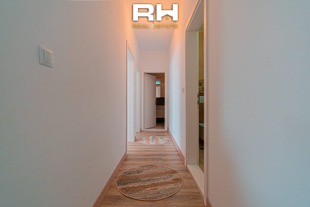 Banesë 89m² me #QIRA në Rrugën C