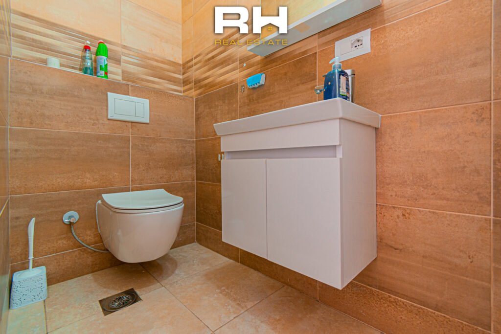 Banesë 89m² me #QIRA në Rrugën C