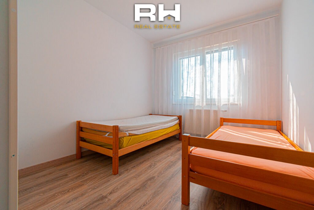 Banesë 89m² me #QIRA në Rrugën C