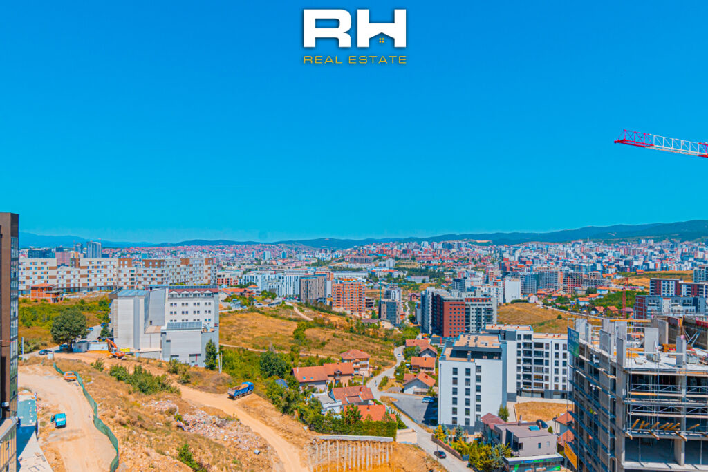 Penthouse 107.7 + 145m² në SHITJE te Prishtina e Re