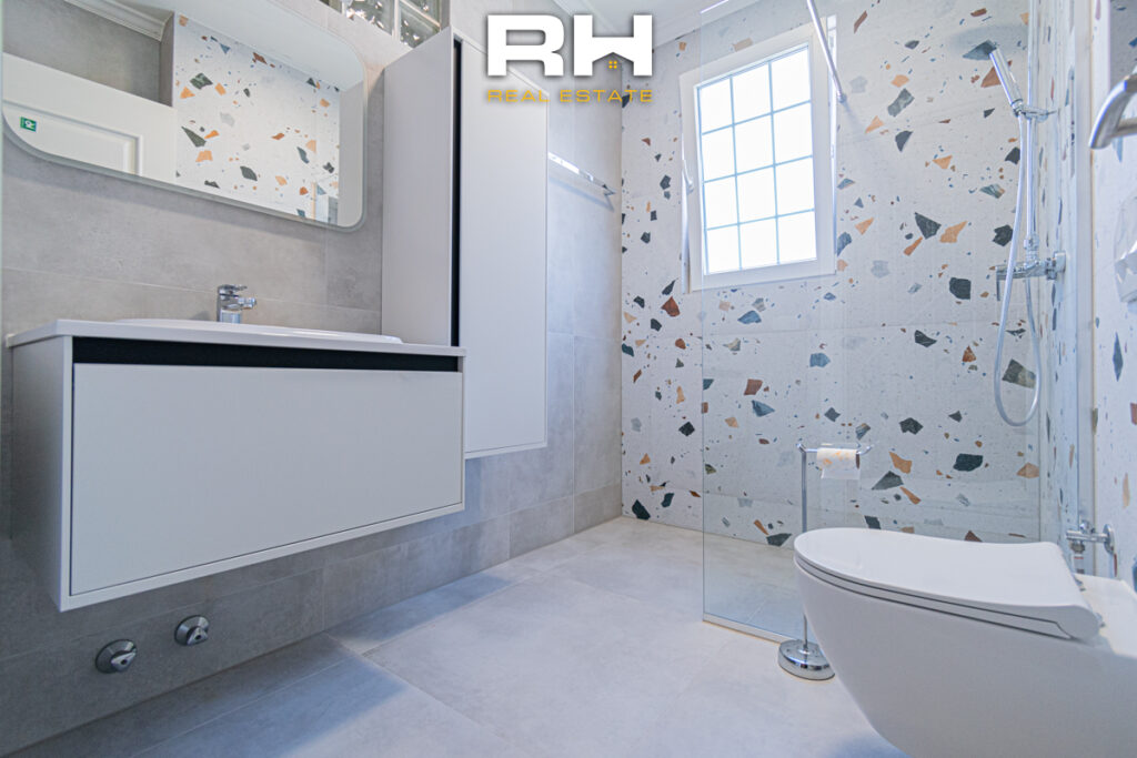 Shtëpi 275m² me #QIRA në Fshatin Ndërkombëtar