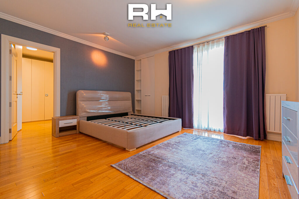Shtëpi 275m² me #QIRA në Fshatin Ndërkombëtar