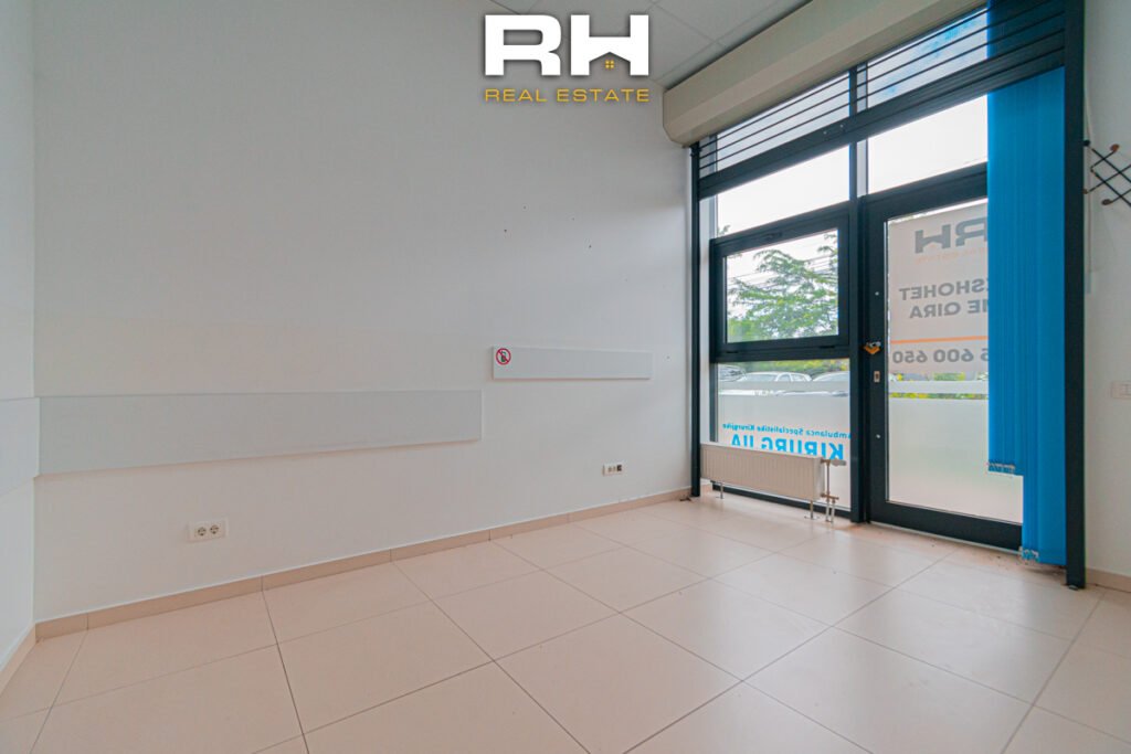 Lokal 84m² me #QIRA në Emshir
