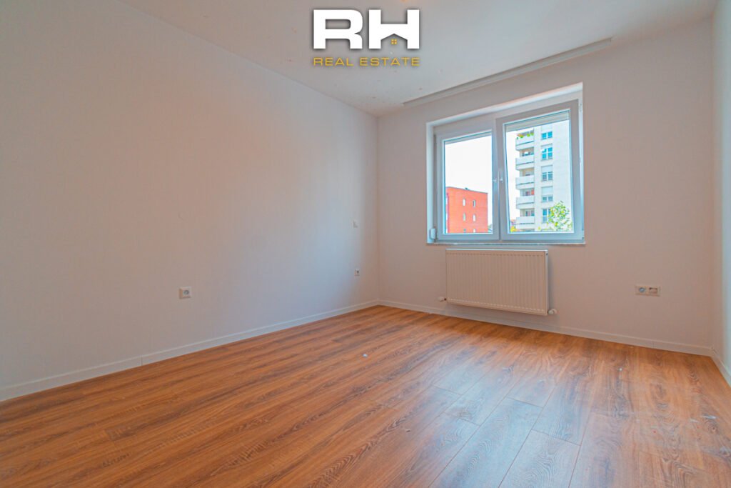 Banesë – Zyre 75m² me #QIRA te Rruga B