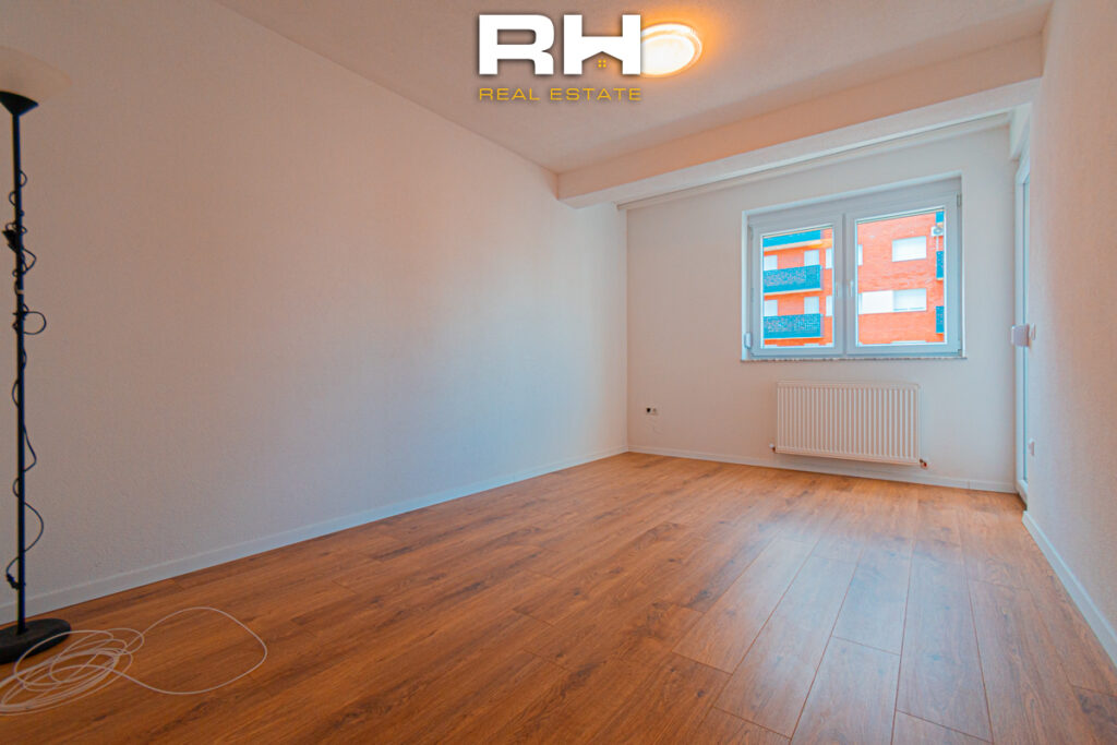 Banesë – Zyre 86m² me #QIRA te Rruga B