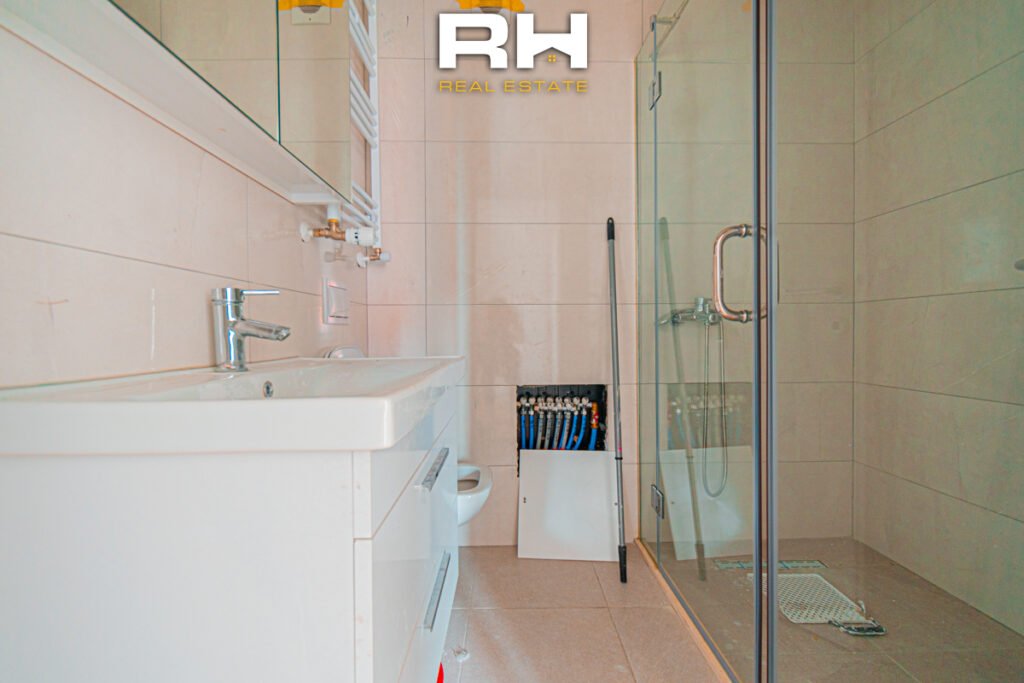 Banesë – Zyre 75m² me #QIRA te Rruga B