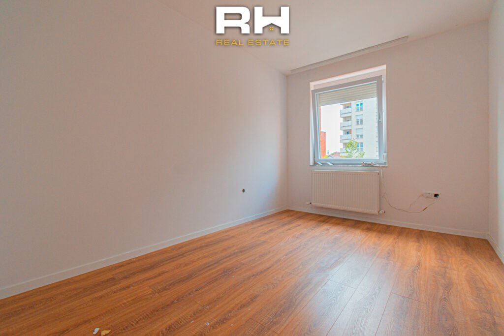 Banesë – Zyre 75m² me #QIRA te Rruga B