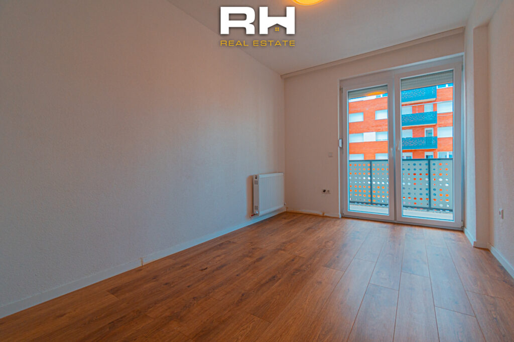 Banesë – Zyre 86m² me #QIRA te Rruga B