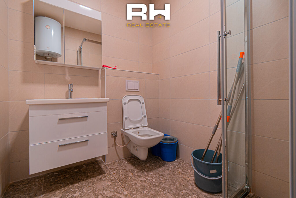 Banesë – Zyre 86m² me #QIRA te Rruga B
