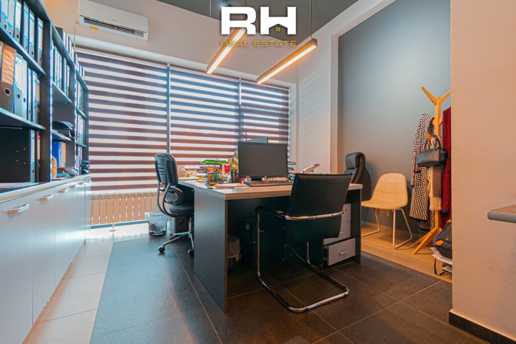 Lokal 180m² me #QIRA në Emshir